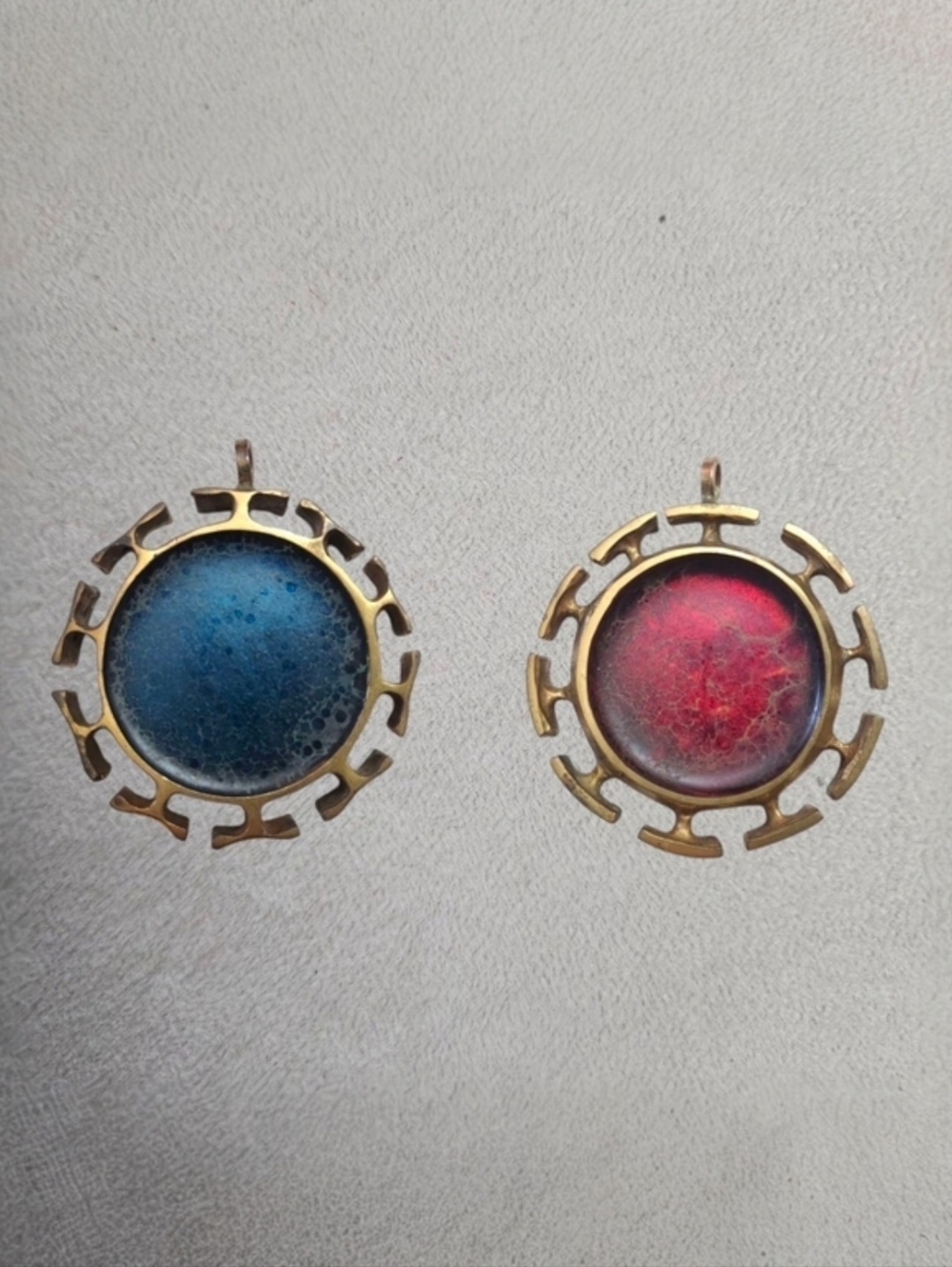 Bernard Chaudron two-sided Resin & Bronze Pendant - Vintage 1960s